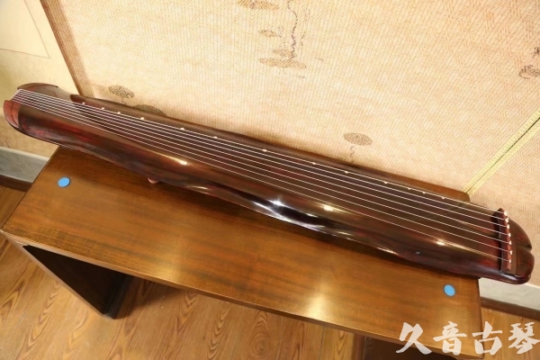 楚雄彝族自治州●久音古琴  ●今日推荐  20230516【收藏级断纹蕉叶】