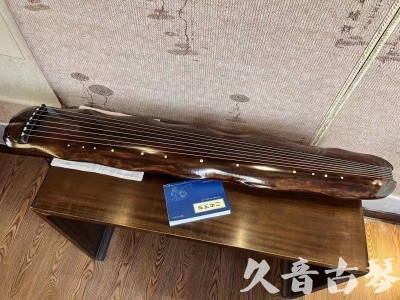 楚雄彝族自治州●久音古琴  ●今日推荐 20230830 【冰丝断纹蕉叶】